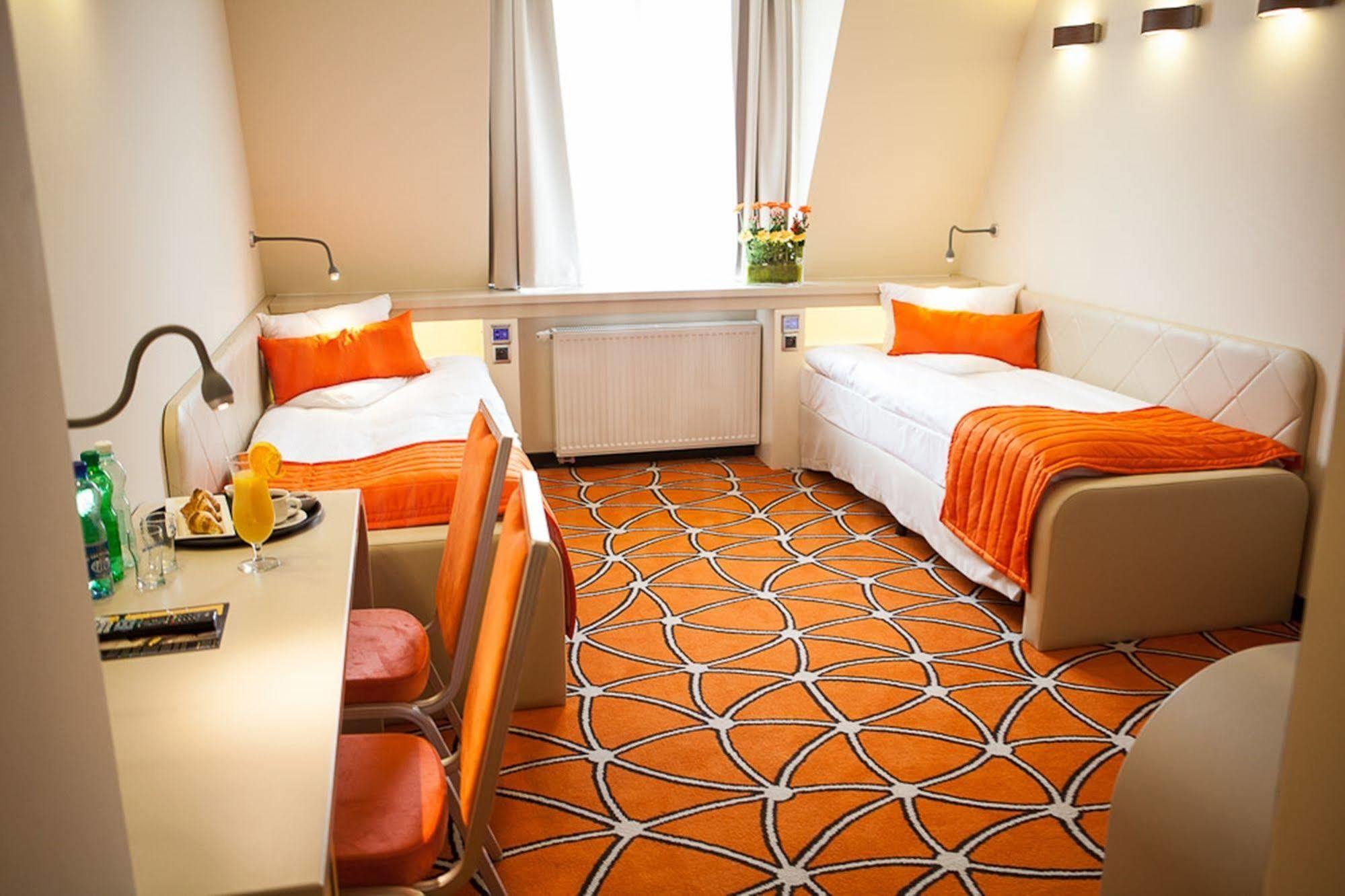 Hotel Eclipse Domaslaw Экстерьер фото